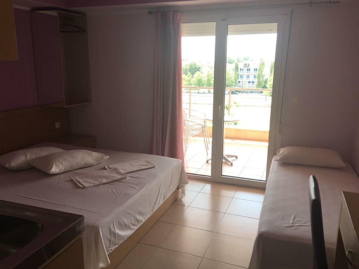 Dimis Studios And Apartments Olympiakí Aktí Zewnętrze zdjęcie